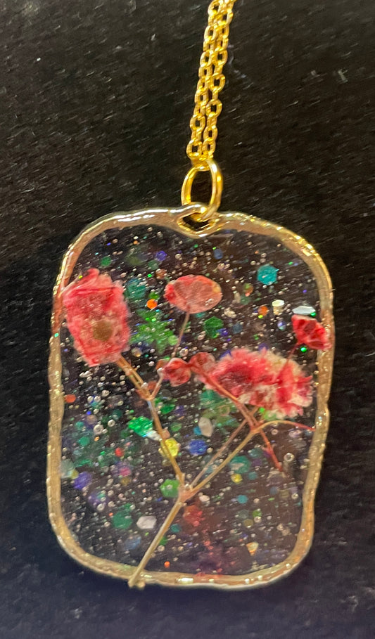 Resin Red Flowers Rectangle Necklace in Gold Trim