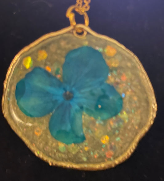 Blue Flower Pendant in Gold Trim 2