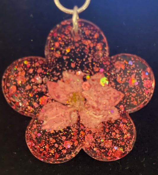 Flower Shaped Light Pink Flower Necklace