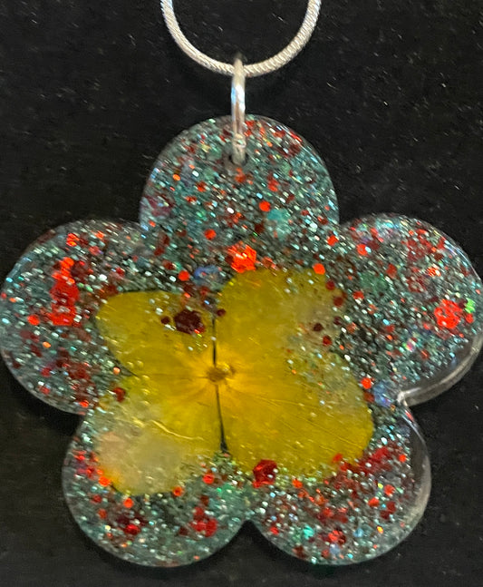 Flower Shaped Yellow Flower Necklace