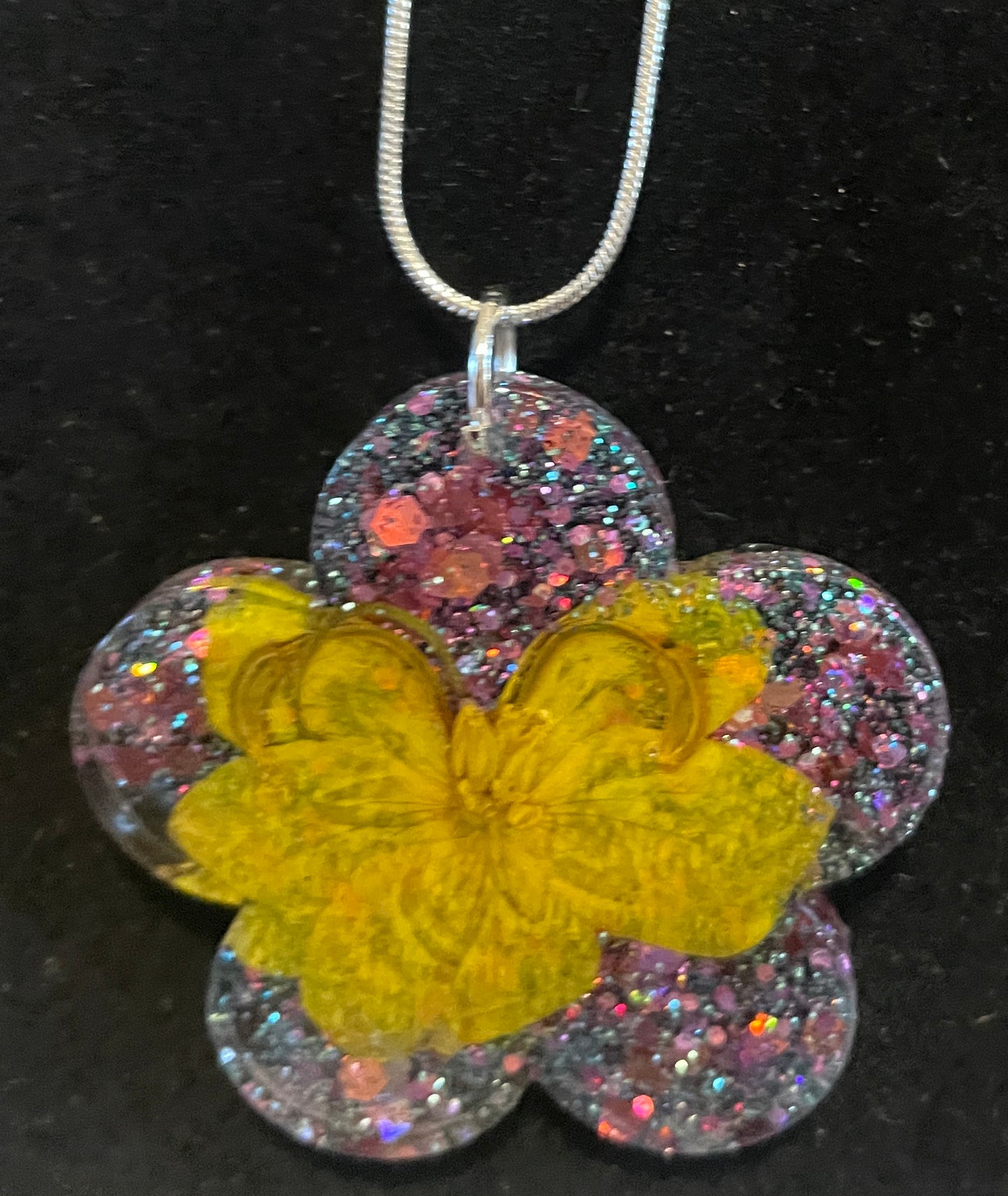 Flower Shaped Yellow Flower Necklace